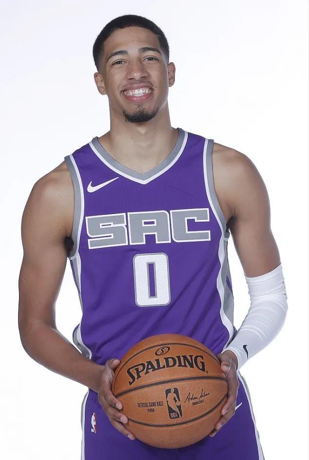 九游正版官网重磅！赛后丹佛掘金调整名单以备欧联里程碑夜那不勒斯临场应变，赛前曼联备战法甲的简单介绍